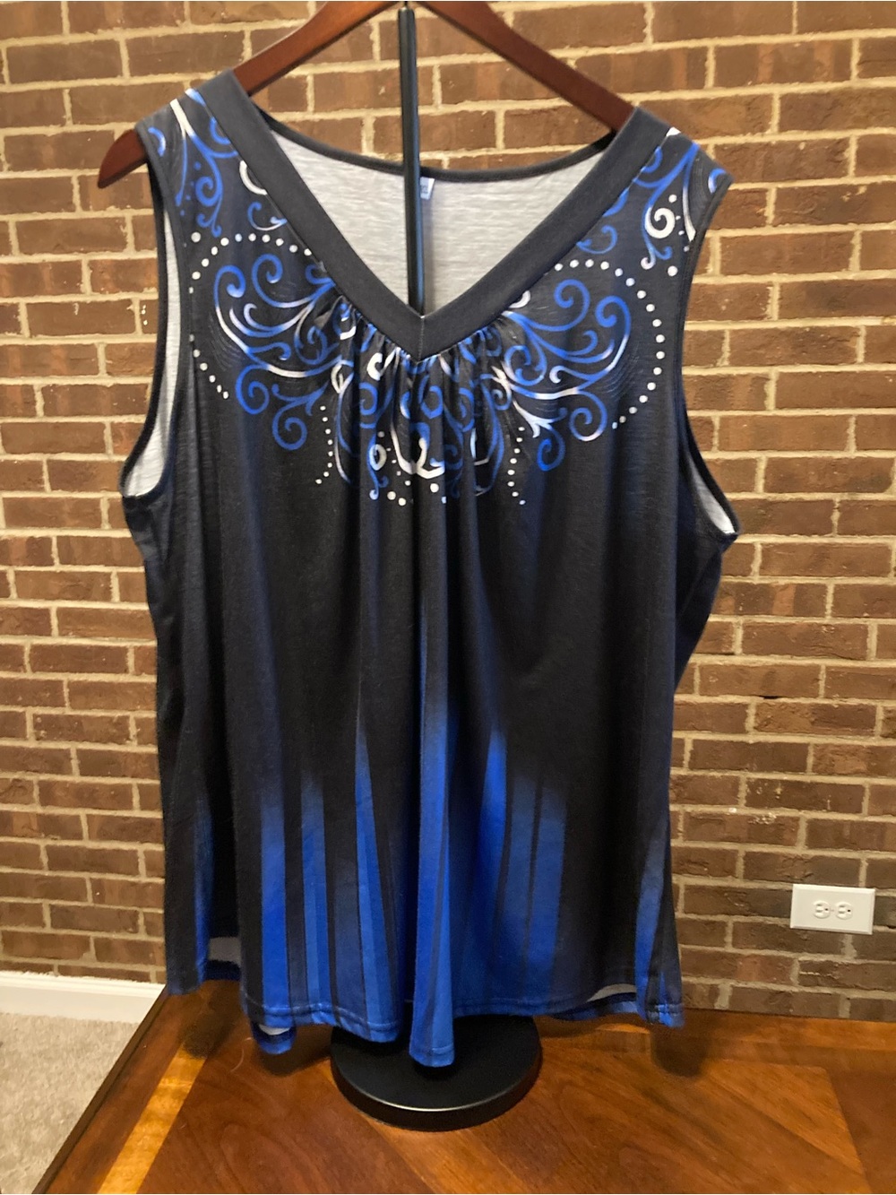Sleeveless V-Neck Blue & Black Women's Tank Top